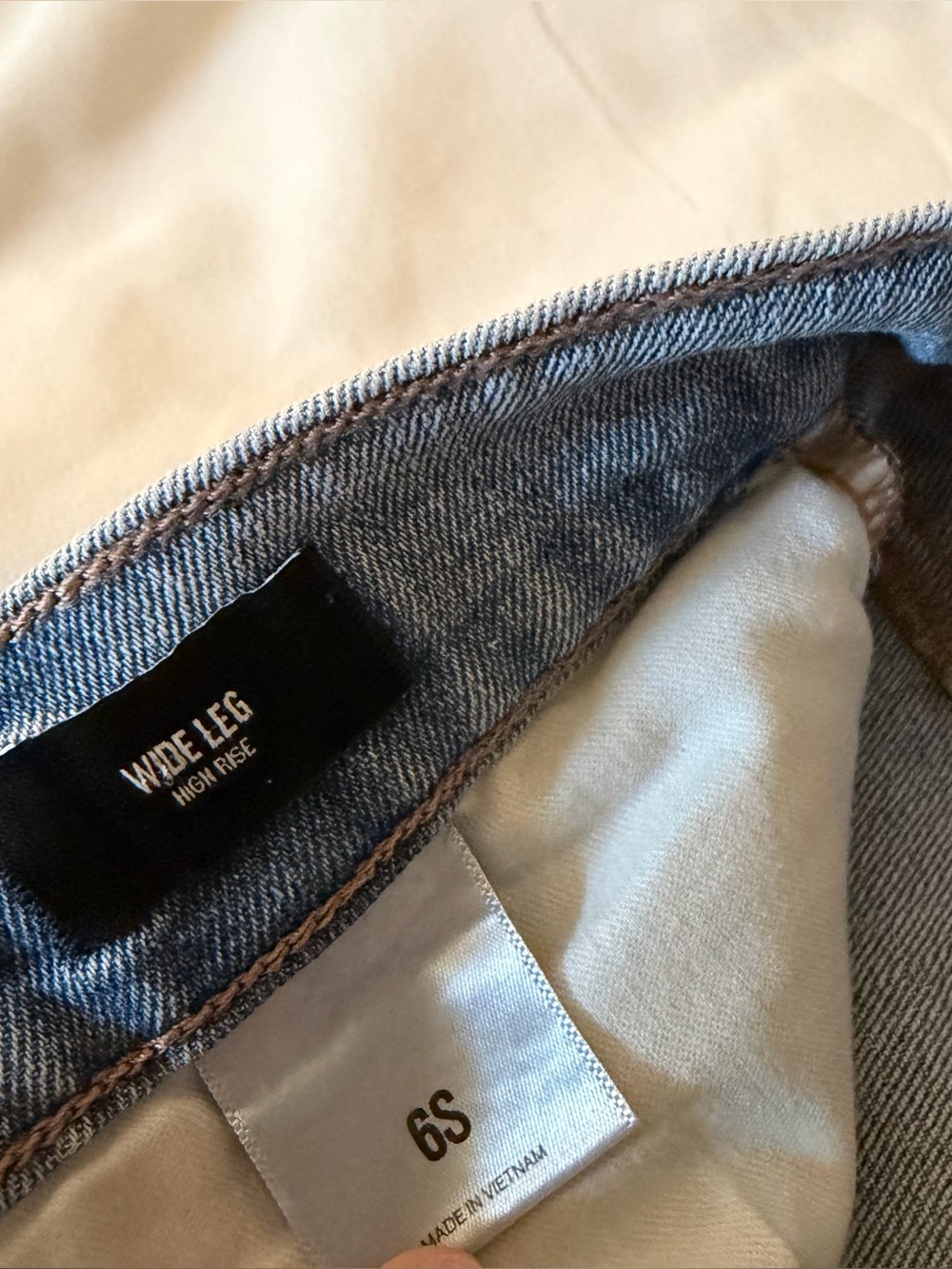 Express Jeans - Picture 3 of 6